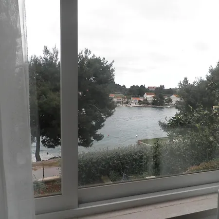 Apartments Holiday Lumbarda