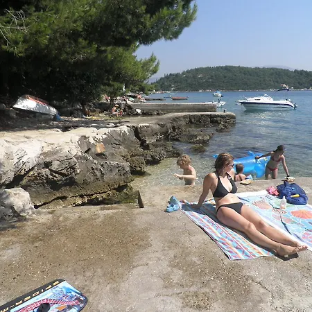 Apartamento Apartments Holiday Lumbarda