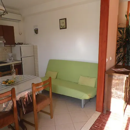 Apartamento Apartments Holiday *